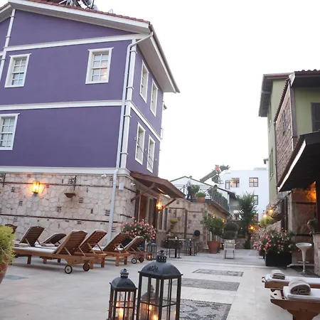 Exceptional Flat With Terrace Near Hadrian's Gate