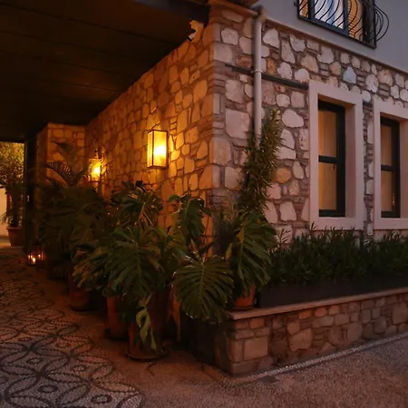 Exceptional Flat With Terrace Near Hadrian's Gate أنطاليا